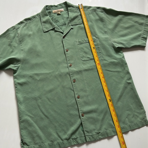 Tommy Bahama Sage Green 100% Silk, Short sleeve button down shirt. Men’s Size XL - Picture 5 of 8